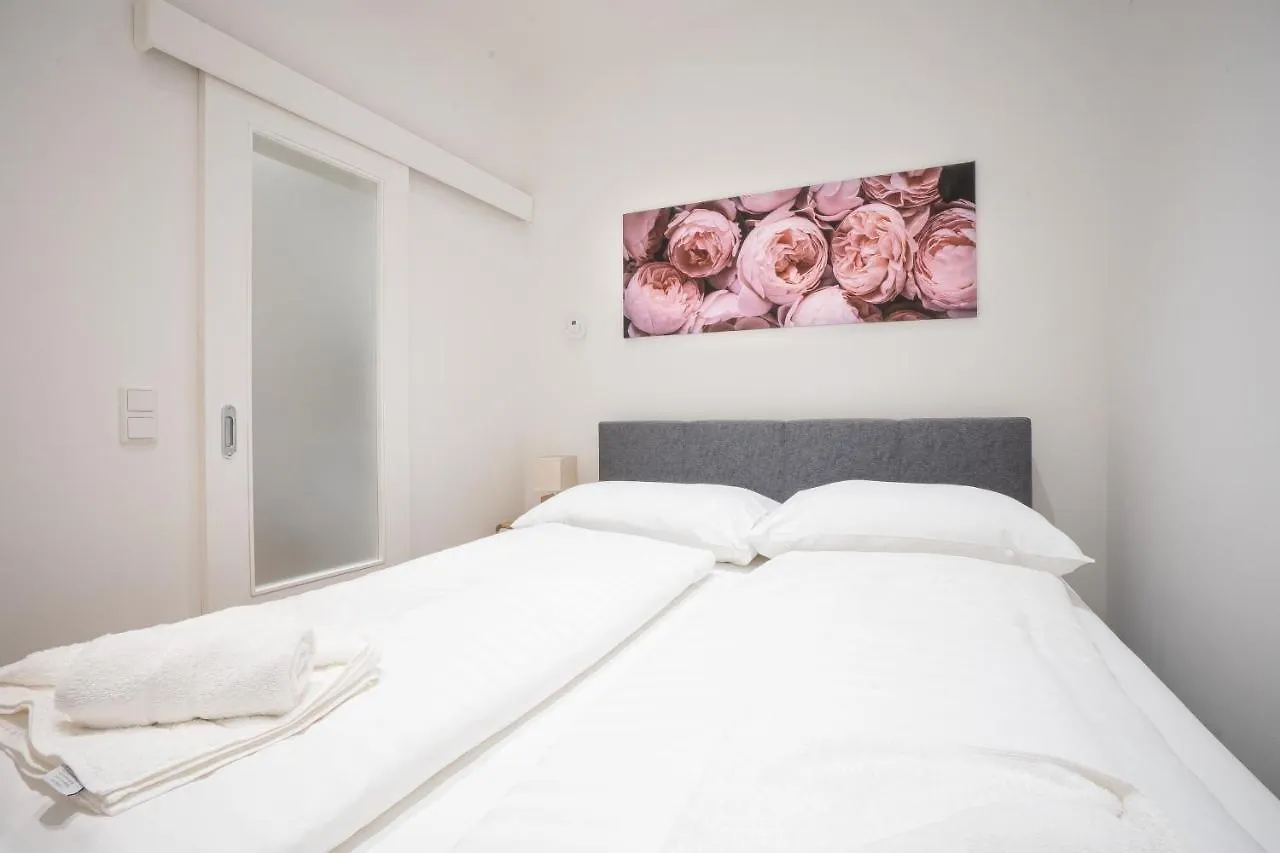Comfortable, Balcony Apartment - Quick Access To Vienna'S Old Centre Austria