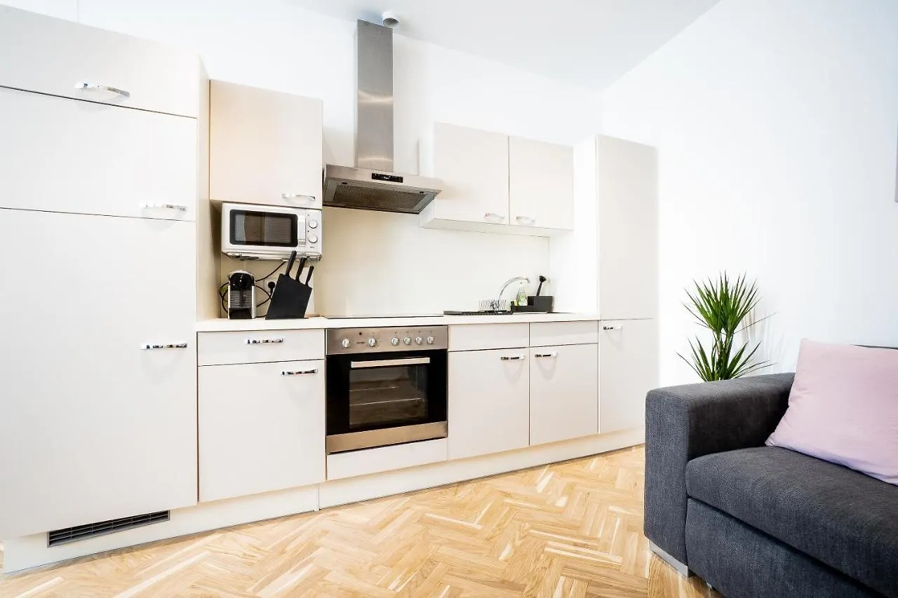 Comfortable, Balcony Apartment - Quick Access To Vienna'S Old Centre 0*, Vienna Austria