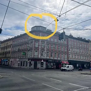 Gesamte über Den Dächern Wiens Apartment